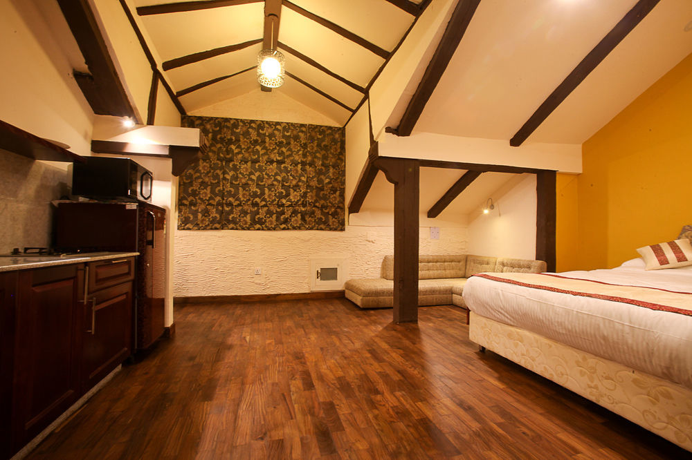 Hotel Heranya Kathmandu Ngoại thất bức ảnh