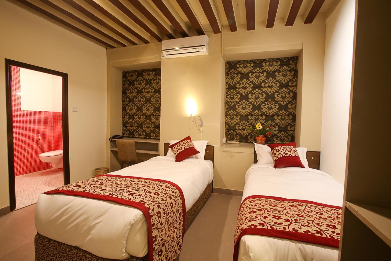 Hotel Heranya Kathmandu Ngoại thất bức ảnh