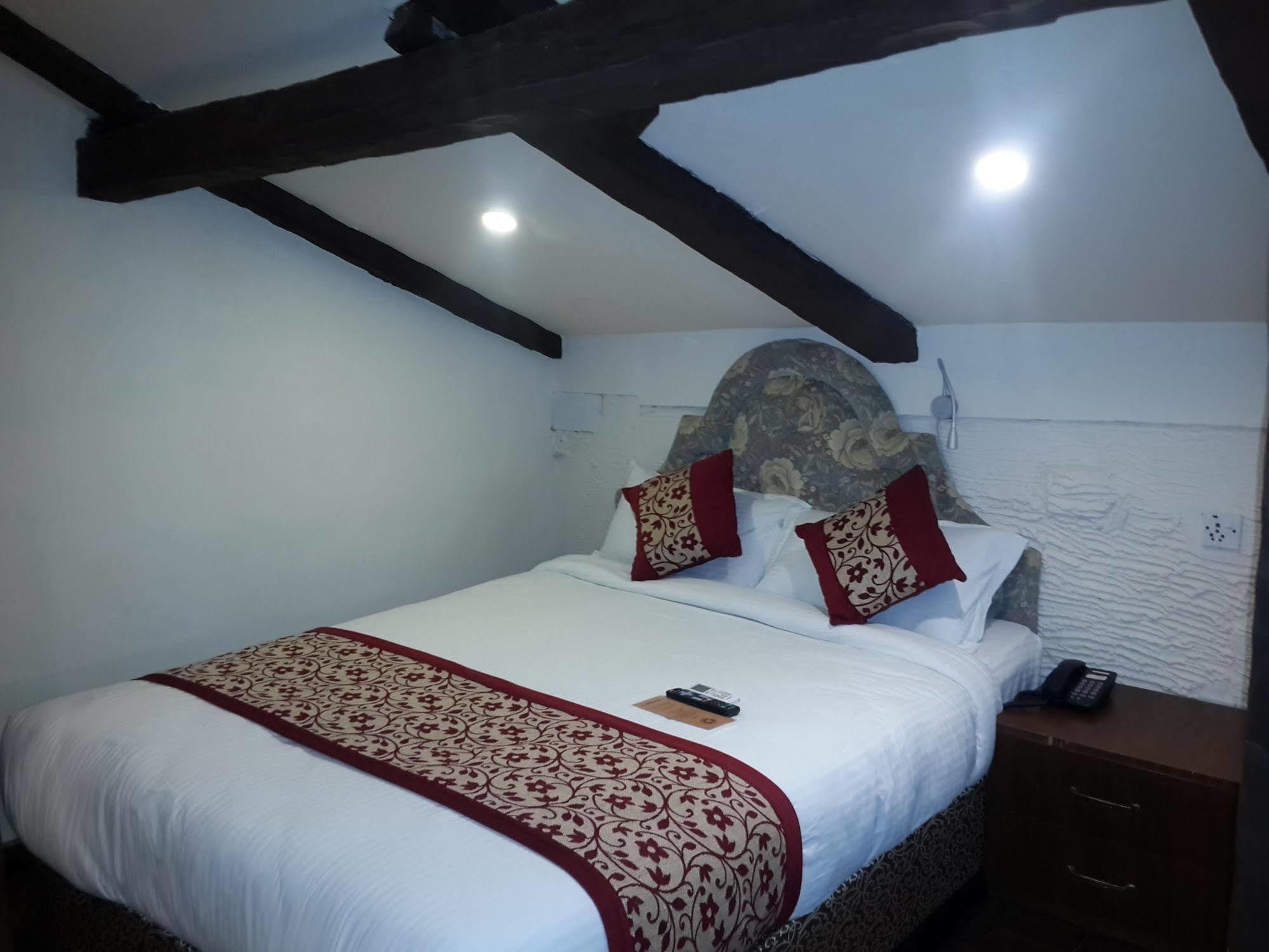 Hotel Heranya Kathmandu Ngoại thất bức ảnh